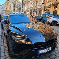 vali_cross123