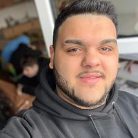 tobykurej