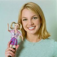emiliaxbritney
