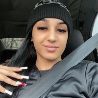 fruzsina_queen