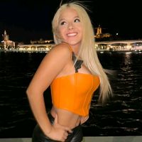 glowsxkarina