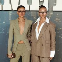 thelewissisterss