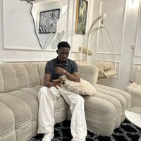 iro_jeune_milliardaire