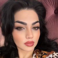 monika_zari