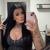 kirsty38brunette