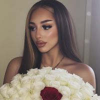 lauranikolee