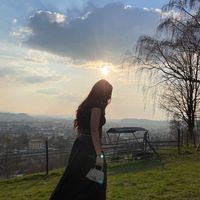 sara77hdr