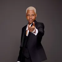 Tuna Nzambe de Zik seigne