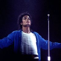 _moonwalker_10