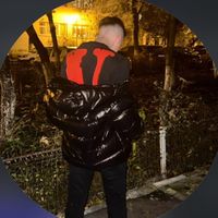 Ce joacă franklin ezraa