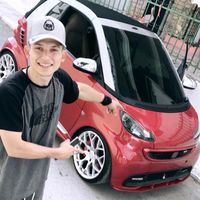 ninakos__