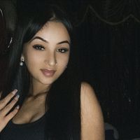 rebekacsikos