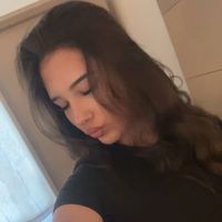 brunette.xx1
