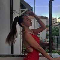 ariannacesaroo