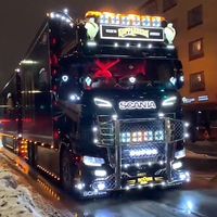 lrtruckphoto