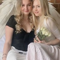 ameliaisdigitalanddivine