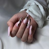 maya_stefania_nails