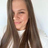 elle_tsakova