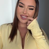 itselenaa___