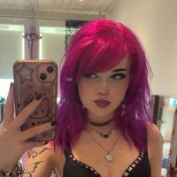 bish.in.a.gaybar06
