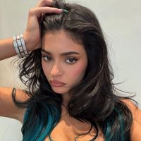 emiliavvvvvvv