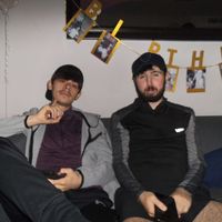 Follow Mitchyv1