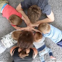 saskia_and_family