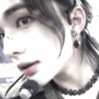 hyunjin.skzz.jiniret