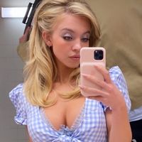 cassiehowardismyidol