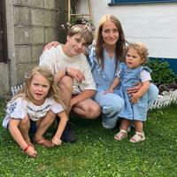 julie_chloe_theo_elya