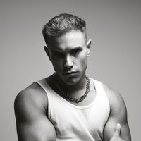 adrian_ukshini_