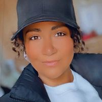 fallinginlovewithherself