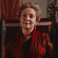 reignqueen_catherine
