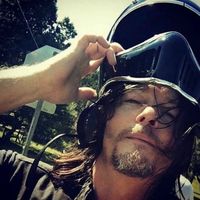 darylsleftpinkytoe