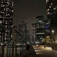 Diamante și smaralde