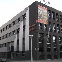 marcanti.college3