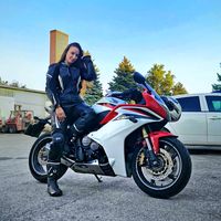 moto_lady11