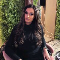 ___.urfavbrunette.__