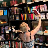 booktok.jolie