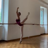 gin.the.dancer