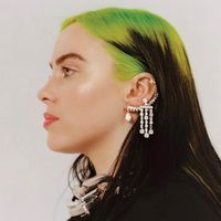 drinkingbillieeilishpee