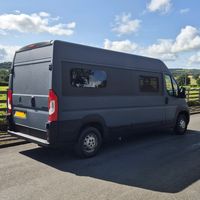 the.unskilled.van.build