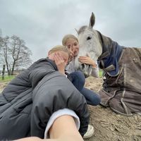 .xequi.by.enora.tess.x