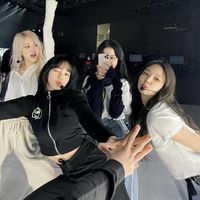 .fourisblackpink