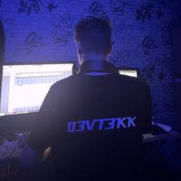 Einer Liebt immer mehr D3VT3KK RMX