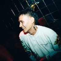 Blonde Chaya sped up