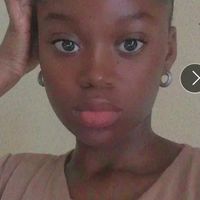 ninellekiombamukoko0