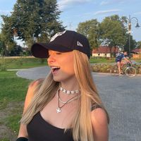 nela_zawadzka_official