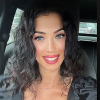 nicolecavin