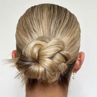 feminine.aura.society